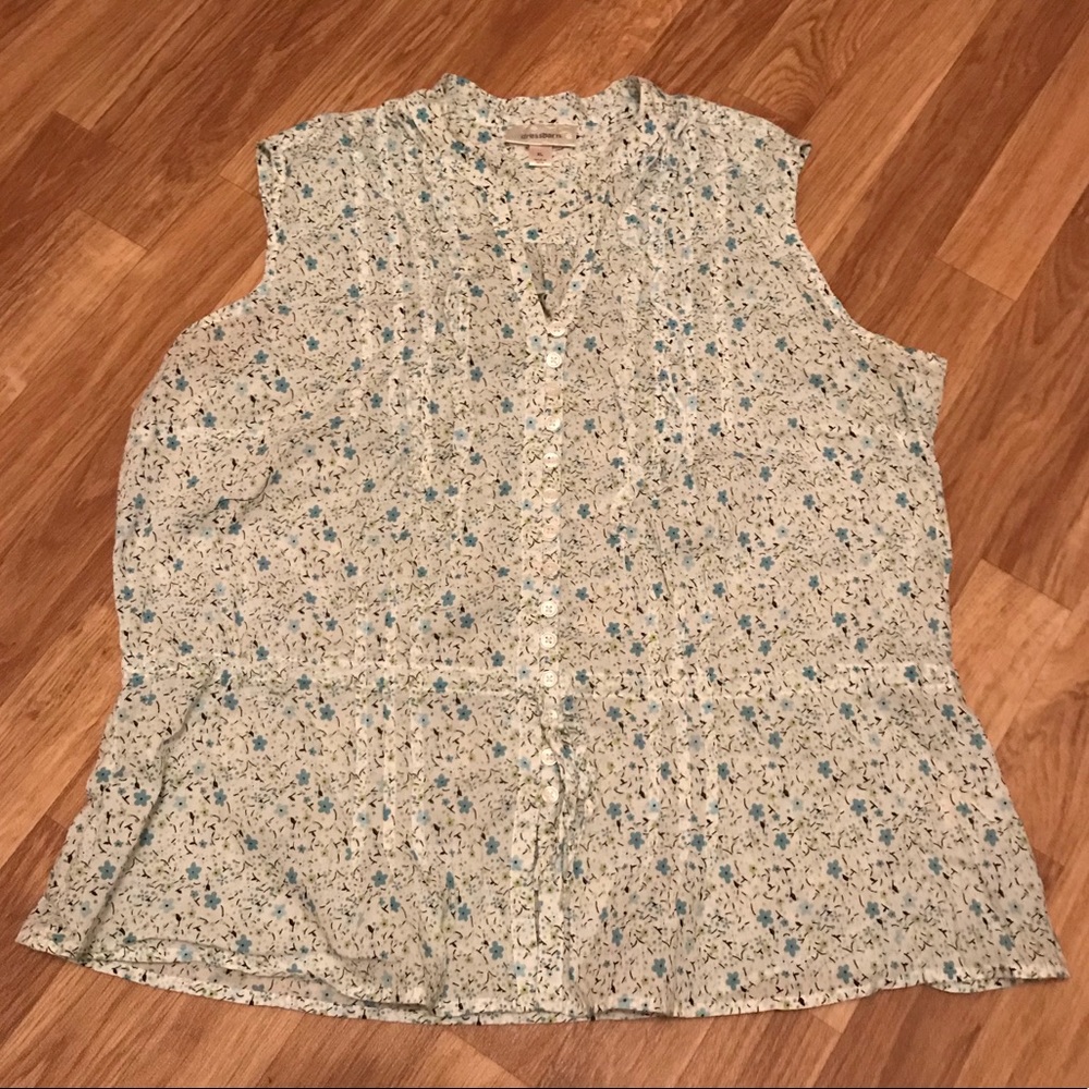 🔥Floral Ruffle Dressbarn Top - Size XL